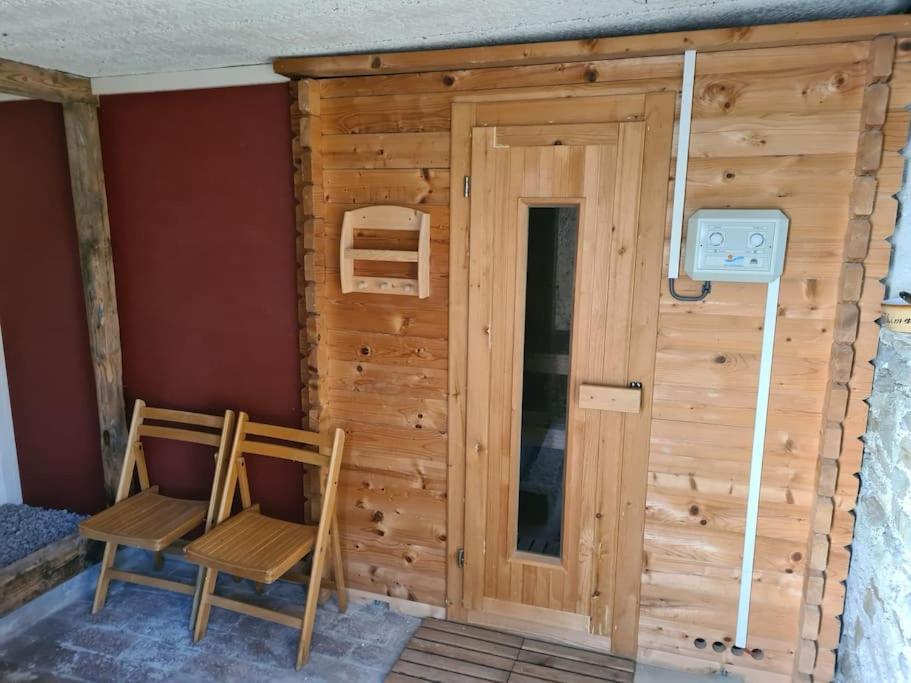 Haus Paesch Nahe See Mit Beheiztem Whirlpool/Sauna Butgenbach Exterior foto